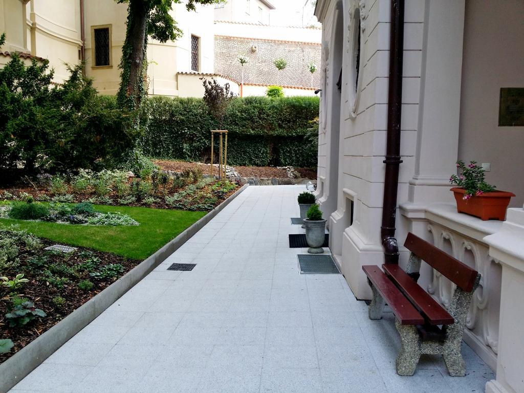 Hotel Svaty Jan Praga Exterior foto